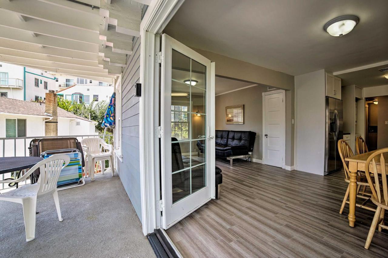 Updated Home On Catalina Island Walk To The Coast 아발론 외부 사진