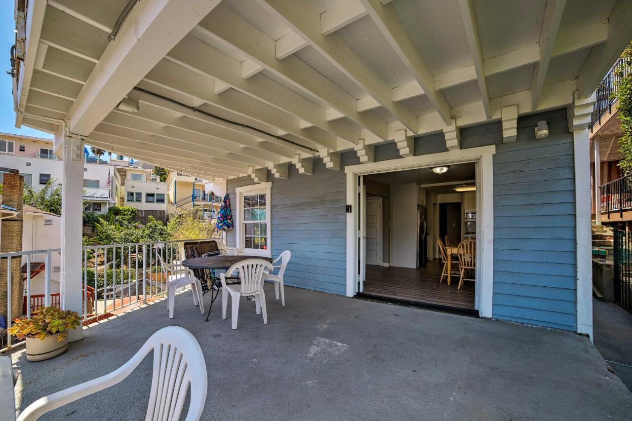 Updated Home On Catalina Island Walk To The Coast 아발론 외부 사진